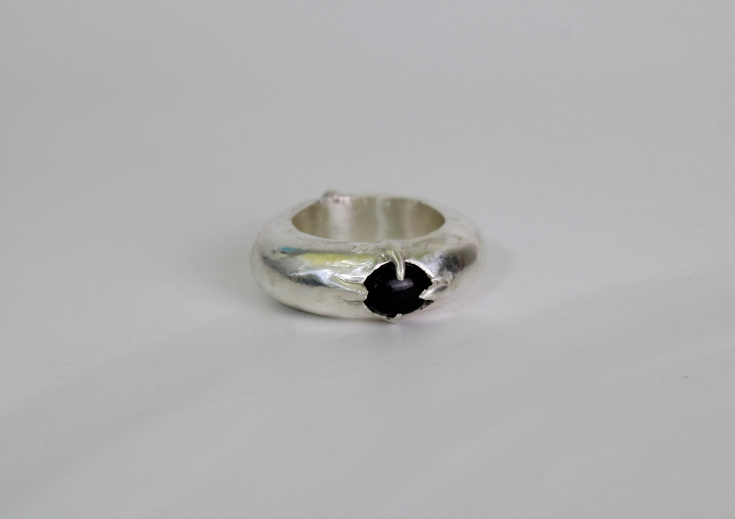 Resonance Ring