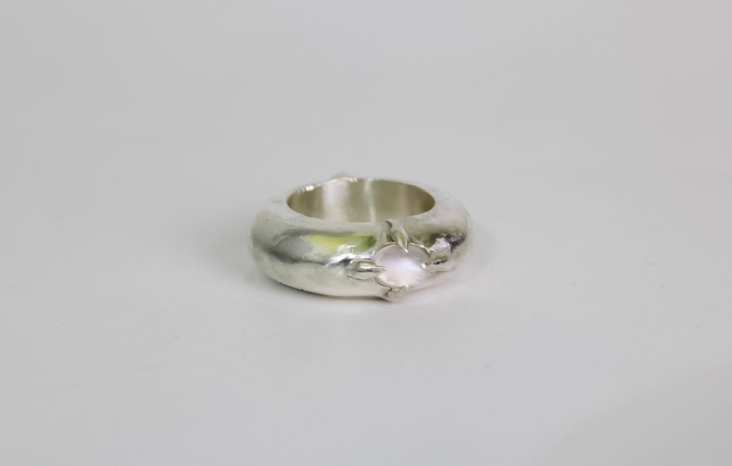 Resonance Ring